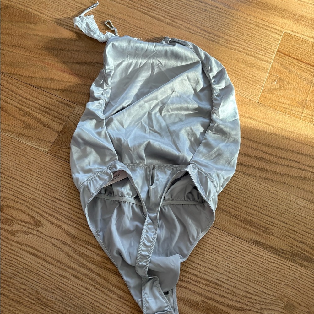 Bodysuit - Picture 5 of 7